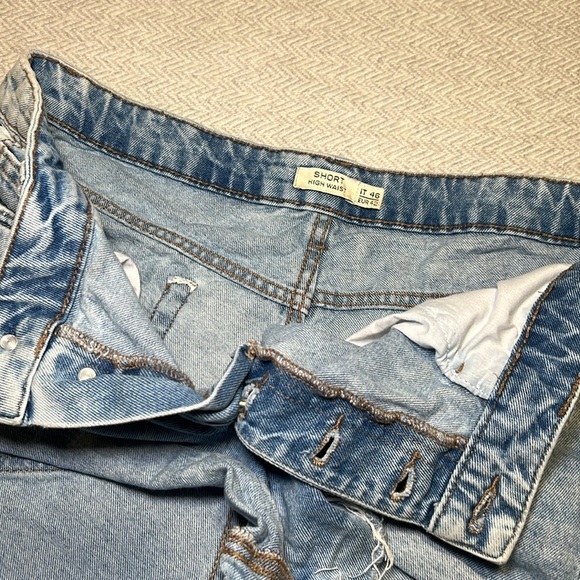 High Performance Wear Denim Shorts. Jean Shorts. Size EU 42. - Picture 9 of 10